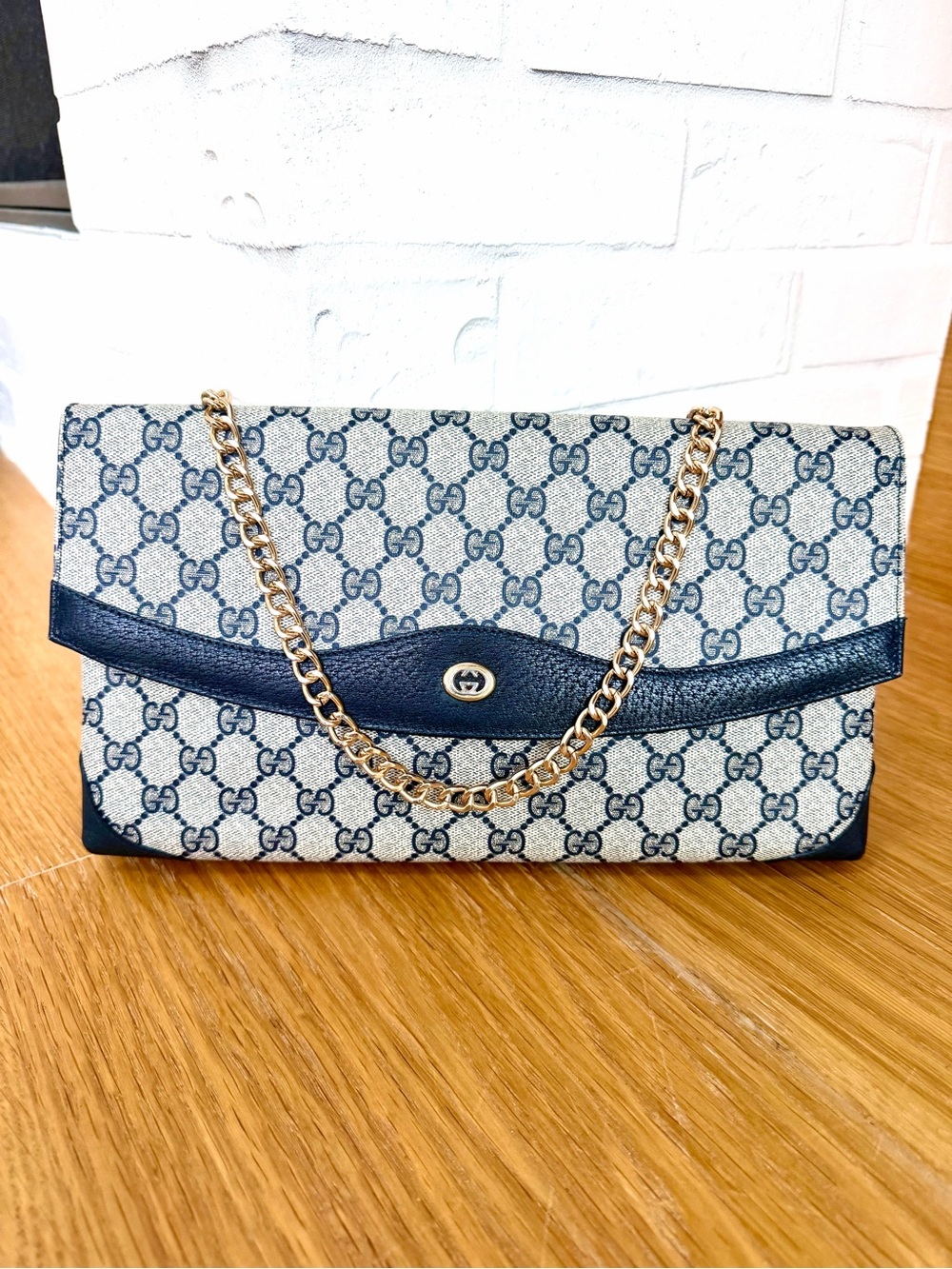 Gucci Authentic Vintage GG Monogram Shoulder / Clutch Bag